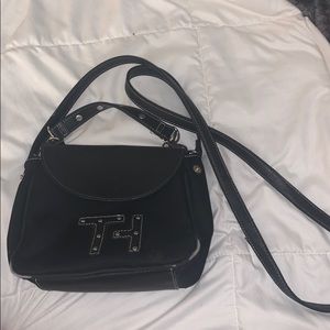 tommy hilfiger bag